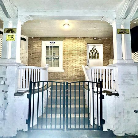 3 Bedrooms, Boardwalk Duplex Beachblock Home! Atlantic City Dış mekan fotoğraf