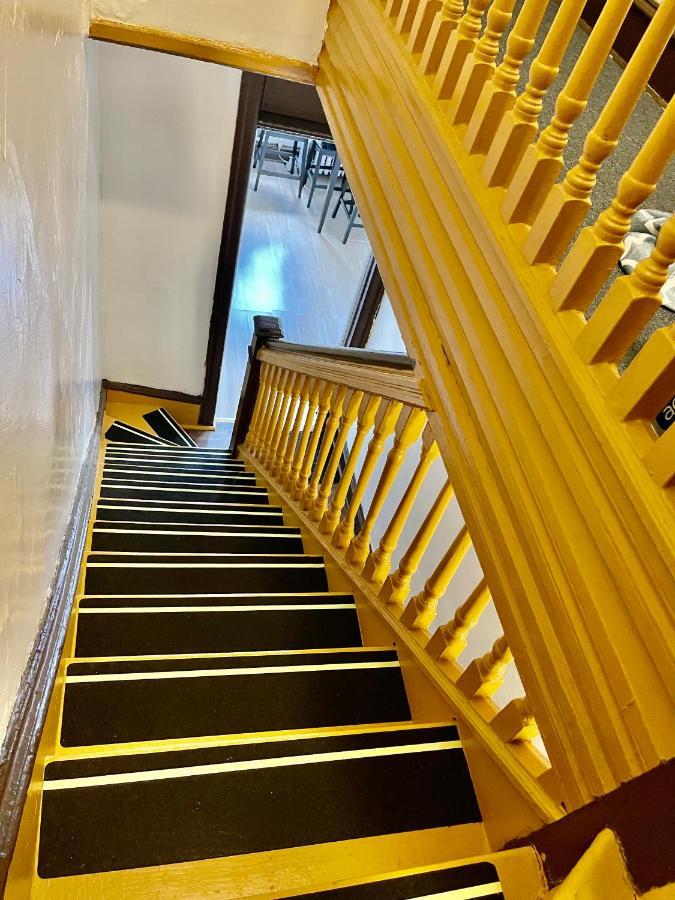 3 Bedrooms, Boardwalk Duplex Beachblock Home! Atlantic City Dış mekan fotoğraf