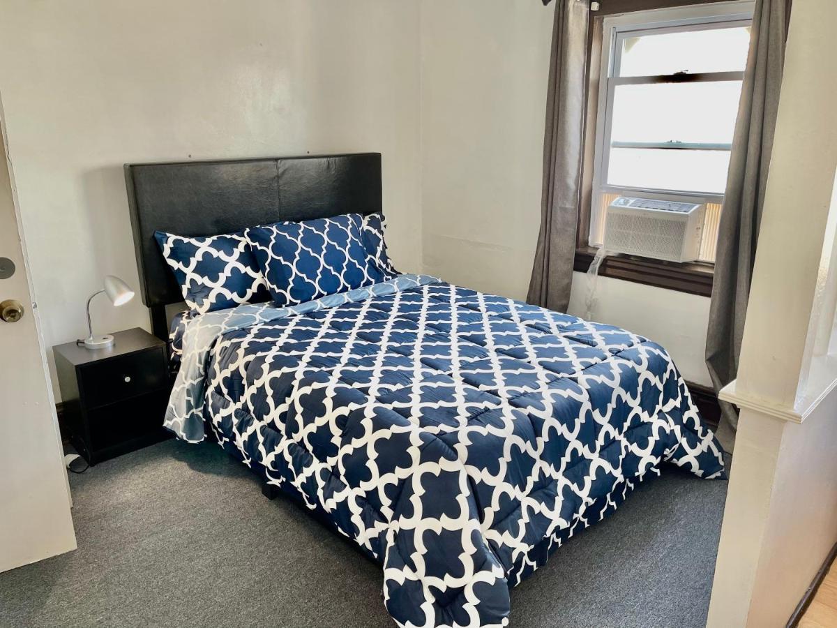 3 Bedrooms, Boardwalk Duplex Beachblock Home! Atlantic City Dış mekan fotoğraf
