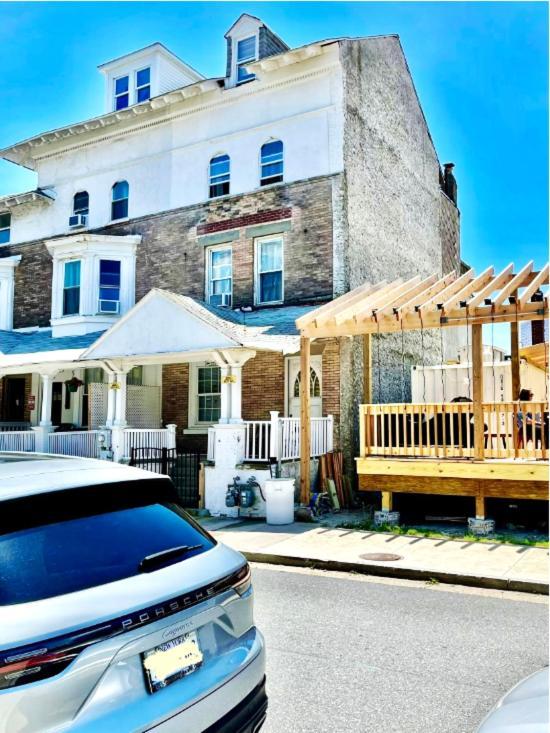 3 Bedrooms, Boardwalk Duplex Beachblock Home! Atlantic City Dış mekan fotoğraf