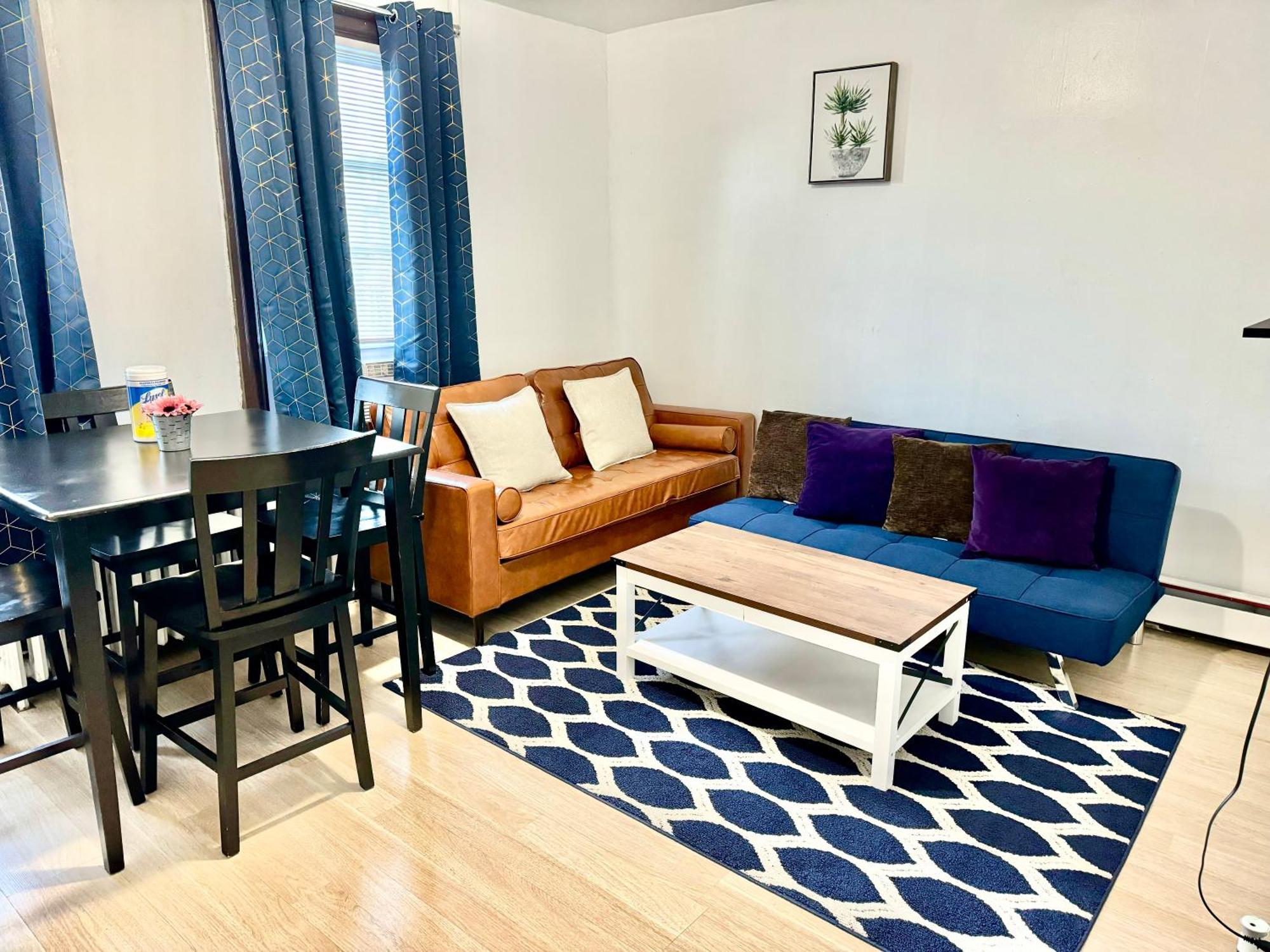 3 Bedrooms, Boardwalk Duplex Beachblock Home! Atlantic City Dış mekan fotoğraf